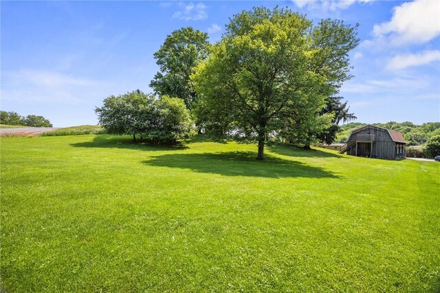 943 State Route 66, Gilpin Twp, PA 15690 - view of grassy yard featuring a barn and an outbuilding
