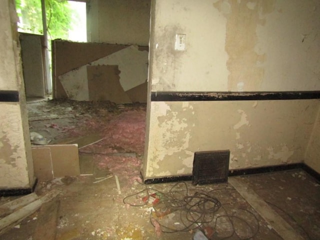 9431 Glendale Rd, Penn Hills, PA 15235 - view of misc room
