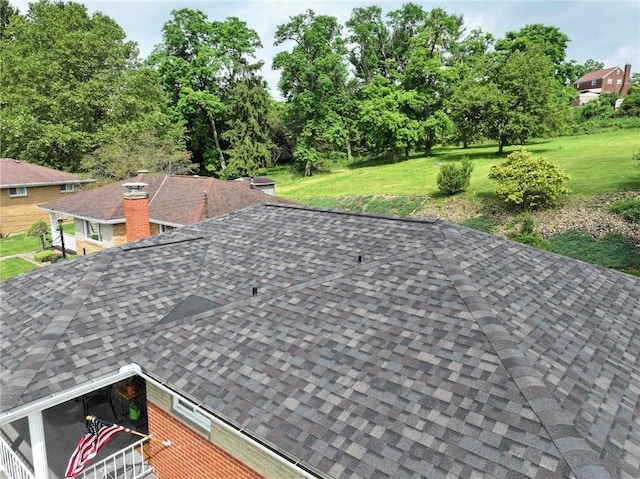 1199 Clover Circle Ct, Baldwin Boro, PA 15227 - exterior view of roof with shingles