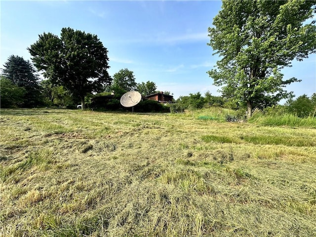 127 Pax View Hills Ln, Unity Twp, PA 15650 - view of yard with a view of rural / pastoral area