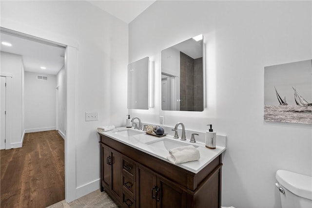 521 Creek Rd, Smith, PA 15019 - full bath with double vanity and wood finished floors