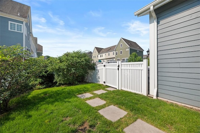 403 Cayuga Cir, Marshall, PA 16046 - view of yard featuring a residential view