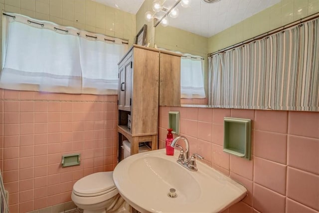 360 Jo Ann Dr, Monessen, PA 15062 - full bath with tile walls and a sink