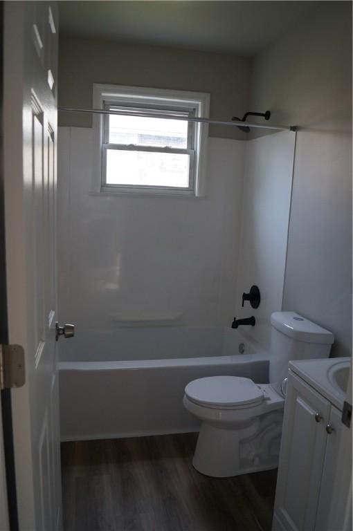 9 E Gaskill Ave, Jeannette, PA 15644 - full bath featuring vanity, bathtub / shower combination, and wood finished floors