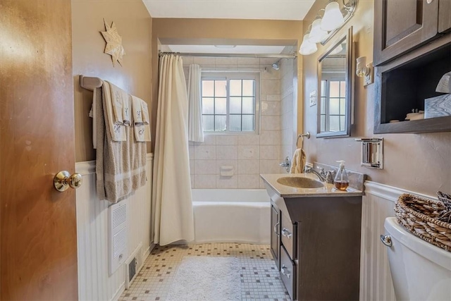 2509 Ridge Rd, Jefferson Hills, PA 15332 - full bath with vanity and shower / tub combo with curtain