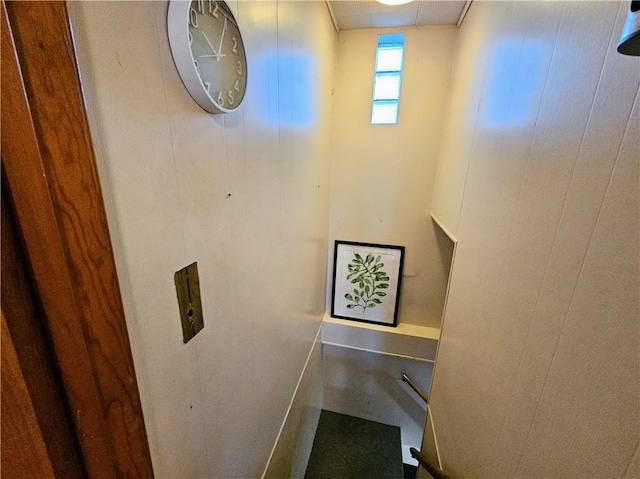 468 Lois Dr, Baldwin Boro, PA 15236 - view of stairway