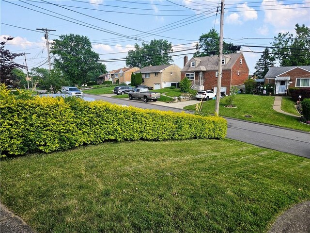 468 Lois Dr, Baldwin Boro, PA 15236 - view of grassy yard with a residential view