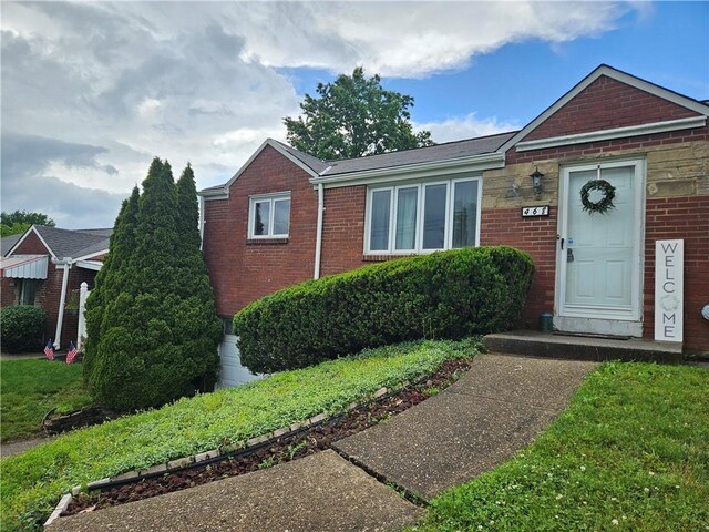 468 Lois Dr, Baldwin Boro, PA 15236 - view of front of house with brick siding