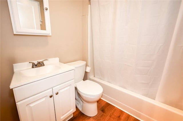 126 N Otter St, Mercer Boro Mer, PA 16137 - bathroom featuring vanity, shower / bath combination with curtain, and wood finished floors