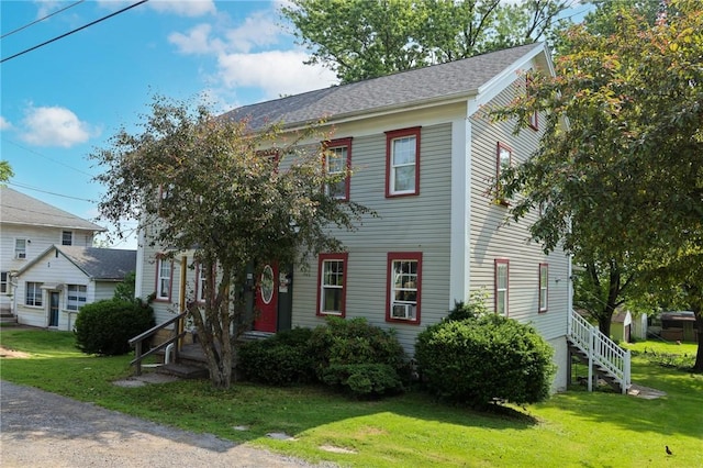 126 N Otter St, Mercer Boro Mer, PA 16137 - view of front facade with a front yard