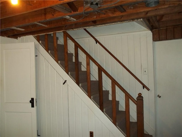 243 Byron Rd, Ross Twp, PA 15237 - view of staircase