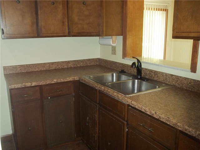 243 Byron Rd, Ross Twp, PA 15237 - kitchen featuring dark brown cabinets