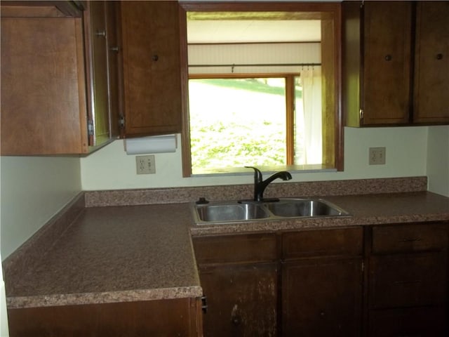 243 Byron Rd, Ross Twp, PA 15237 - kitchen with a sink