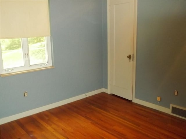 243 Byron Rd, Ross Twp, PA 15237 - unfurnished room featuring wood finished floors and baseboards