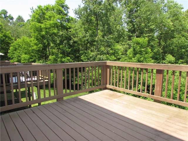 6921 Spring Valley Ln, Murrysville, PA 15632 - view of wooden deck