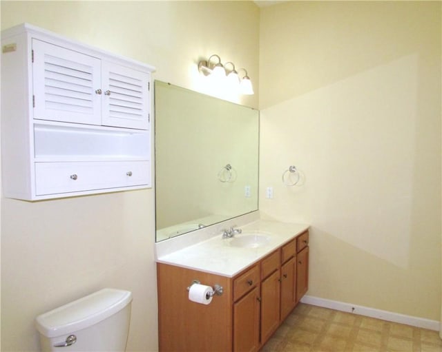 6921 Spring Valley Ln, Murrysville, PA 15632 - bathroom featuring tile patterned floors and vanity