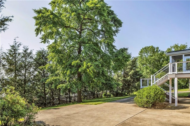 425 Ridge Rd, Hempfield Twp Wml, PA 15601 - view of yard featuring stairs