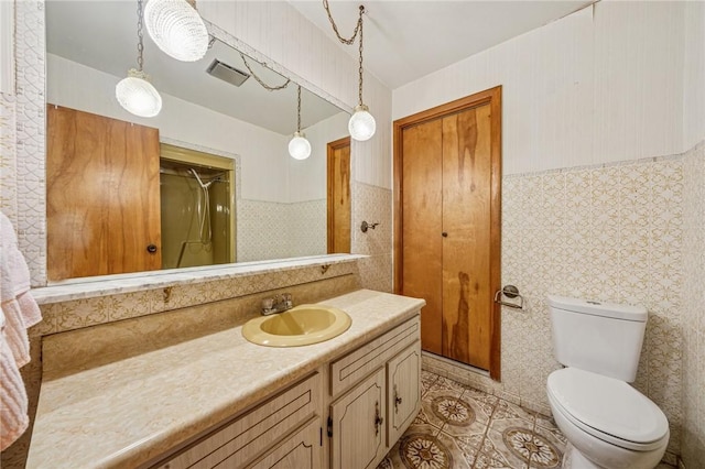 215-217 Fairlawn Dr, Monroeville, PA 15146 - full bath featuring vanity, tile patterned floors, wainscoting, a shower, and tile walls
