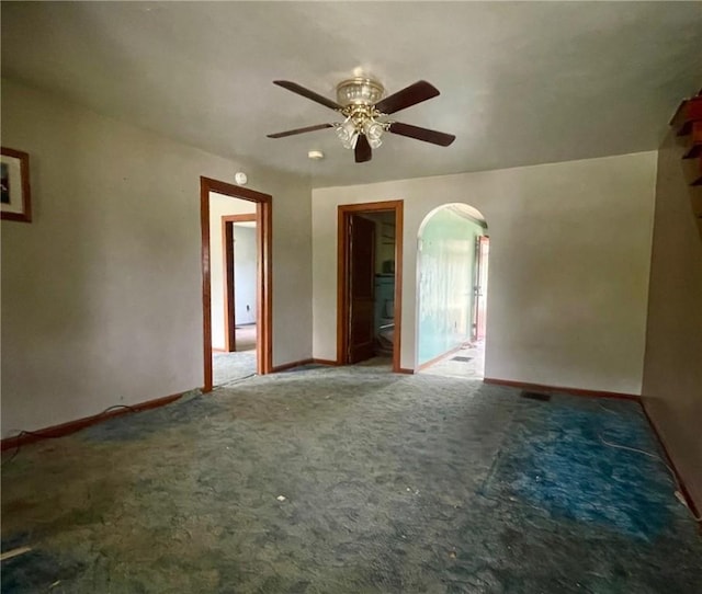 594 E Main St, Pine Twp Mer, PA 16127 - carpeted spare room featuring arched walkways and ceiling fan