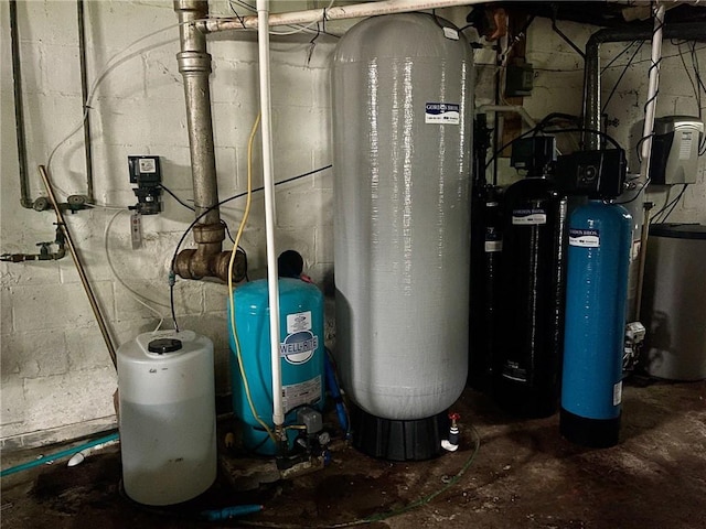 594 E Main St, Pine Twp Mer, PA 16127 - view of utility room