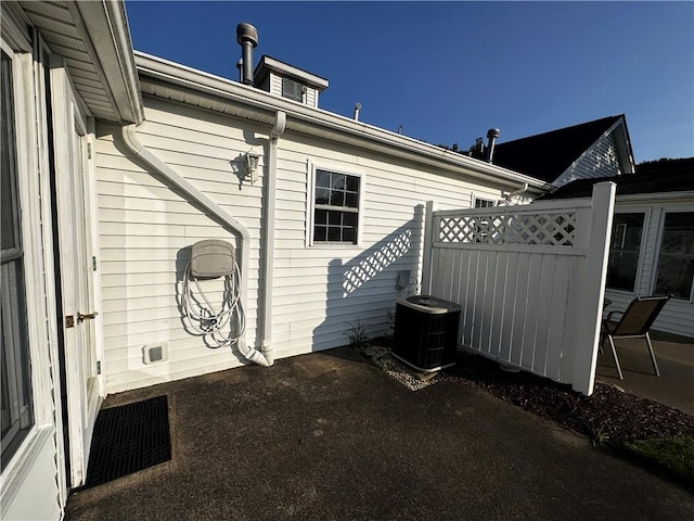 207 Village Ct, South Strabane, PA 15301 - view of patio