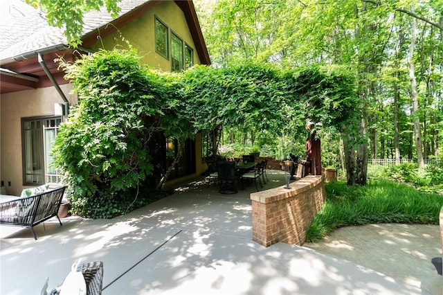 99 Wiggins Ln, South Union Twp, PA 15401 - view of patio with outdoor dining area
