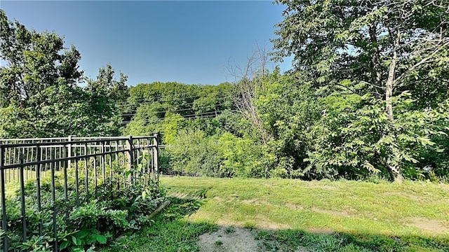 3011 Meyeridge Rd, Shaler, PA 15209 - view of yard featuring a view of trees
