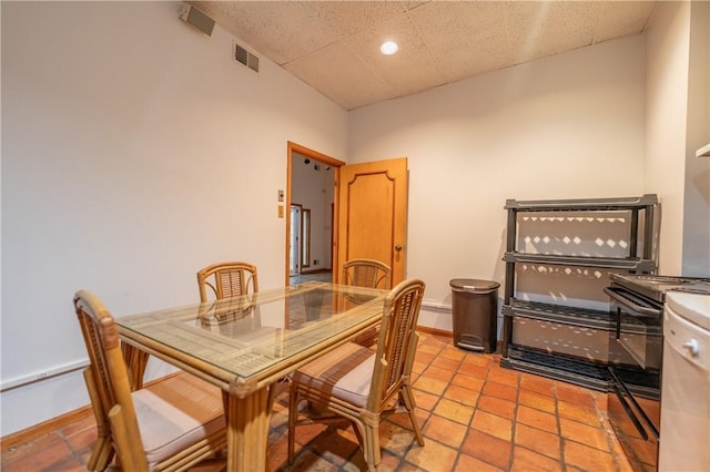 3519 Bigelow Blvd, Oakland, PA 15213 - dining space featuring recessed lighting