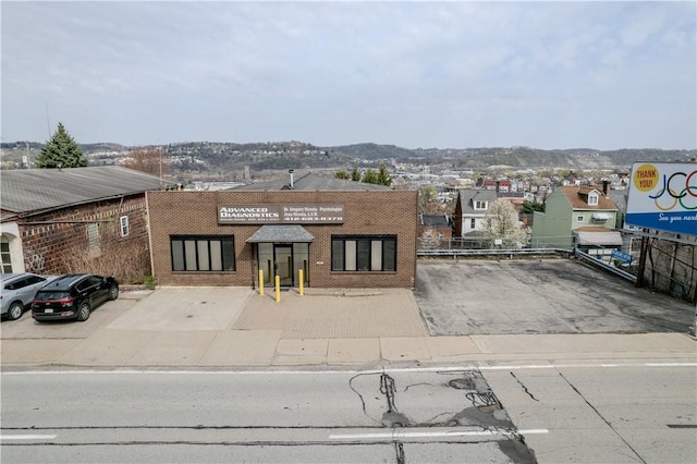 3519 Bigelow Blvd, Oakland, PA 15213 - view of property with uncovered parking