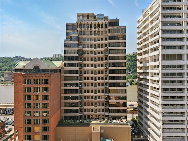 151 Fort Pitt Blvd Unit 1403, Downtown Pgh, PA 15222 - view of property with a city view