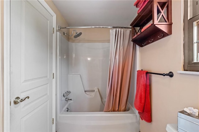 401 Middlesex Rd, Elizabeth Twp/Boro, PA 15135 - bathroom with shower / tub combo with curtain