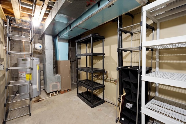 295 Holland Ct, Findlay Twp, PA 15108 - unfinished basement with gas water heater and heating unit