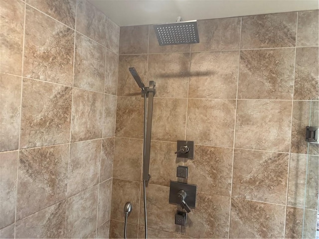 10 Crest St, Uniontown, PA 15401 - bathroom view of a tile shower