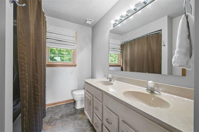 3004 Woodfield Dr, Hopewell Twp Bea, PA 15001 - full bathroom with double vanity and a shower with curtain