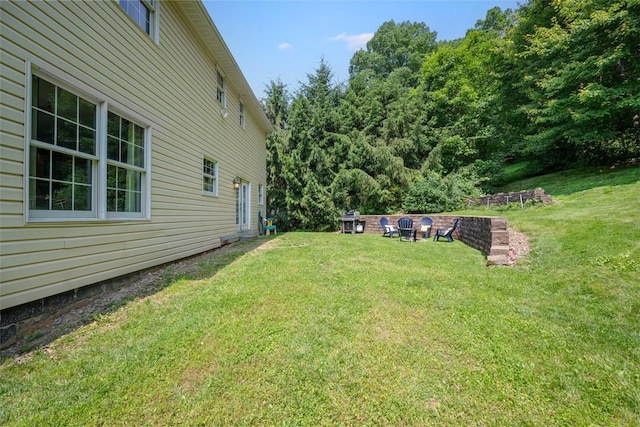 3004 Woodfield Dr, Hopewell Twp Bea, PA 15001 - view of grassy yard
