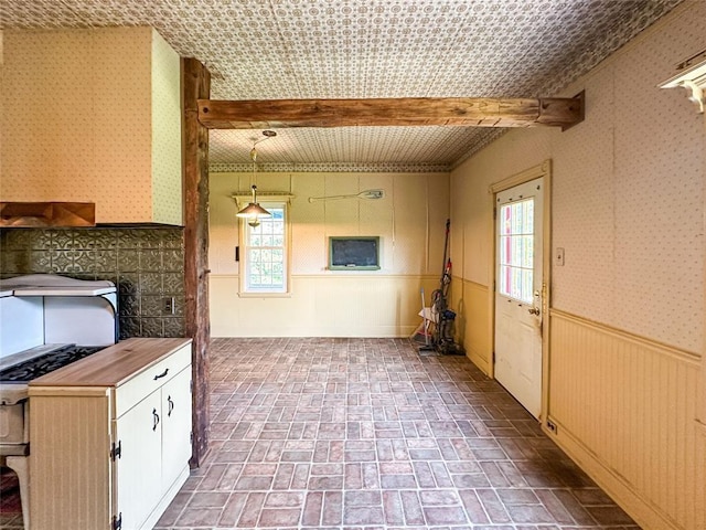 21380 S Center Rd, Spring, PA 16406 - photo 9