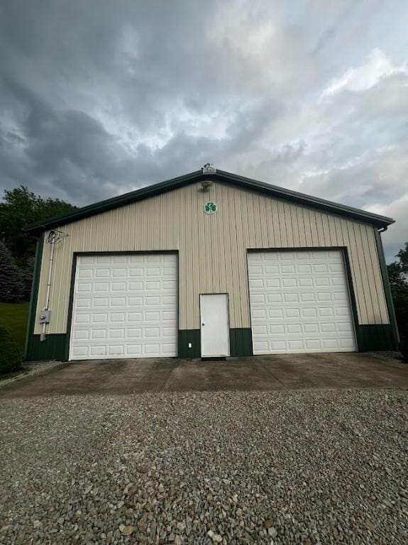 516 Chestnut Ridge Rd, Amwell, PA 15301 - view of detached garage