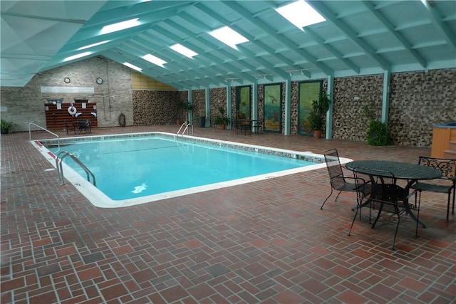 2120 Greentree Rd Unit 309E, Pittsburgh, PA 15220 - view of indoor community pool