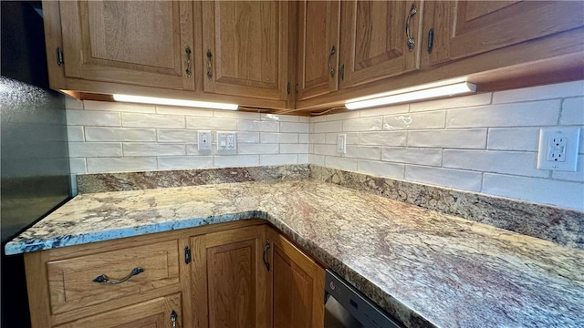 2231 Dellenbaugh Rd, Frazer, PA 15084 - kitchen featuring backsplash