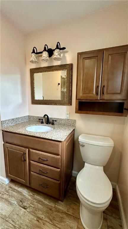2231 Dellenbaugh Rd, Frazer, PA 15084 - bathroom featuring vanity and toilet