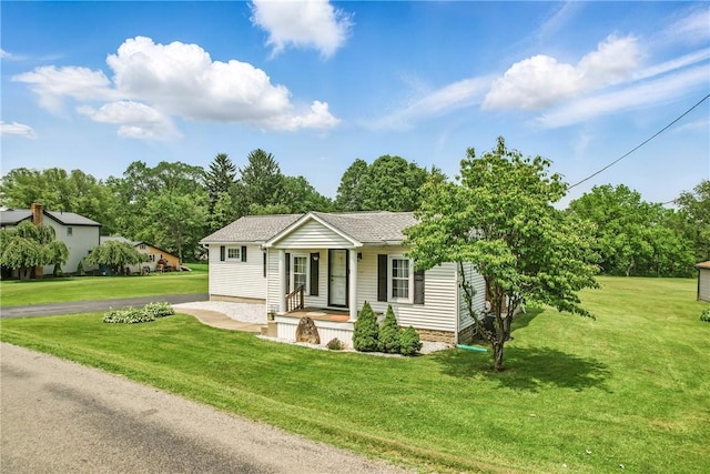 816 Wheatland Rd, Shenango Twp Mer, PA 16159 - view of front of home featuring covered porch, a front lawn, and asphalt driveway