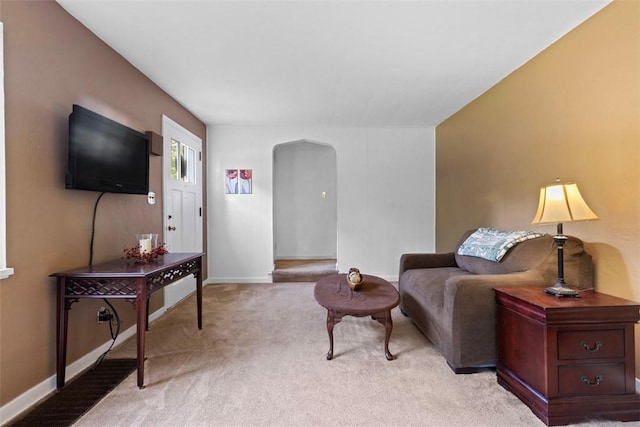 190 Wexford Bayne, Pine Twp Nal, PA 15090 - living area with arched walkways and light colored carpet