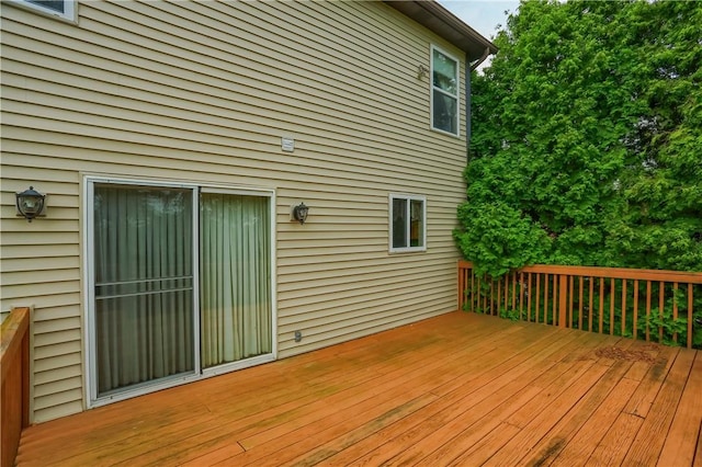 135 Jarod Dr, Moon/Crescent Twp, PA 15108 - view of deck