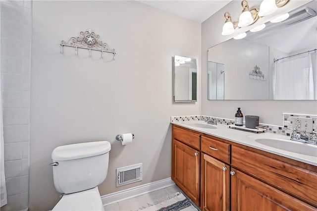 11504 N Shore Dr, Conneaut Lake Cra, PA 16316 - full bathroom featuring double vanity and a shower with curtain