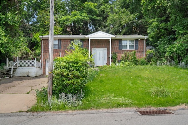 7901 Orlan Pl, Penn Hills, PA 15147 - raised ranch with brick siding