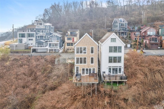 310 Cola St, Mt Washington, PA 15203 - back of house with a residential view