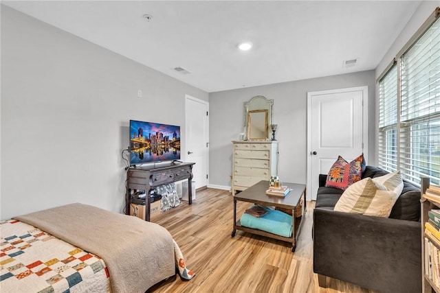 620 Amarth Ln, Cranberry Twp, PA 16066 - bedroom featuring light wood-style floors and recessed lighting