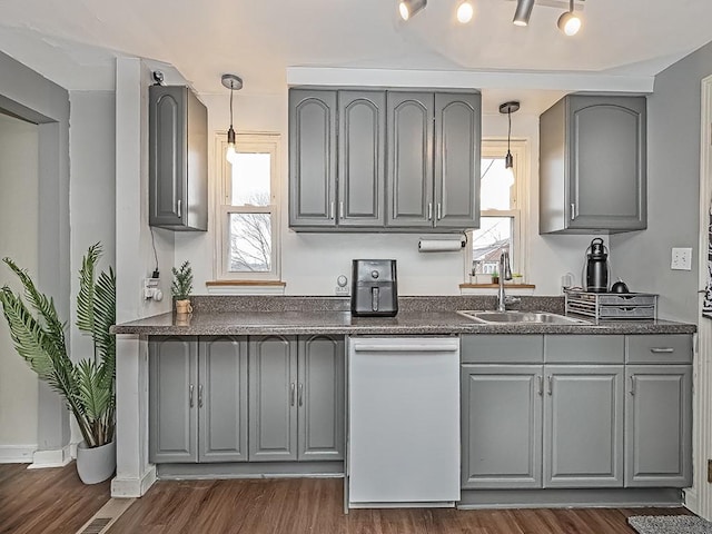 506 Somerville Dr, Pittsburgh, PA 15243 - photo 6