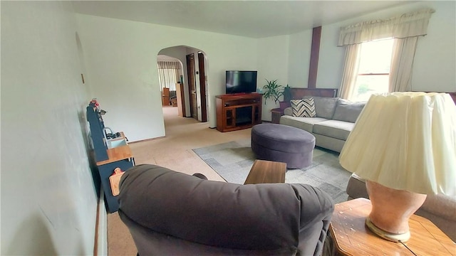 14099 Lincoln Way N, Huntingdon, PA 15642 - carpeted living area with arched walkways