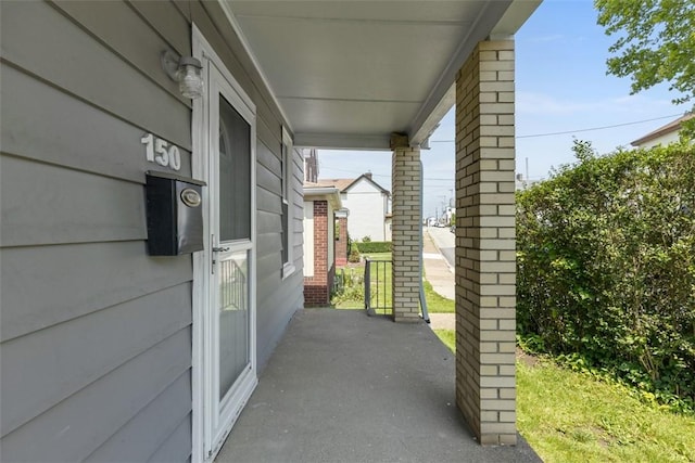 150 Frank St, Whitaker, PA 15120 - view of covered porch